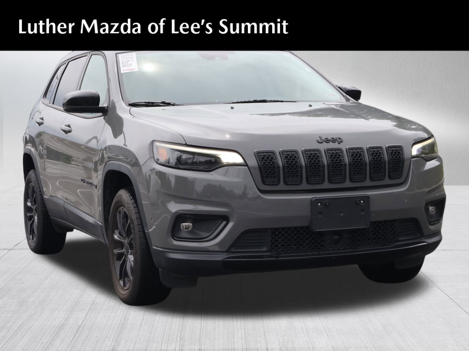 Used 2023 Jeep Cherokee Altitude Lux