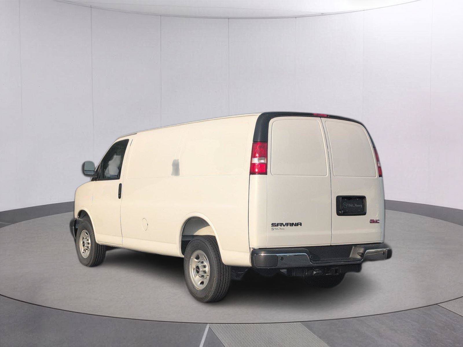 New 2026 GMC Savana 2500 w/ Driver Convenience Package RWD image 3