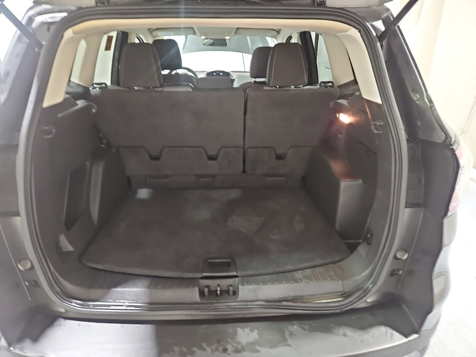 Used 2017 Ford Escape SE image 15