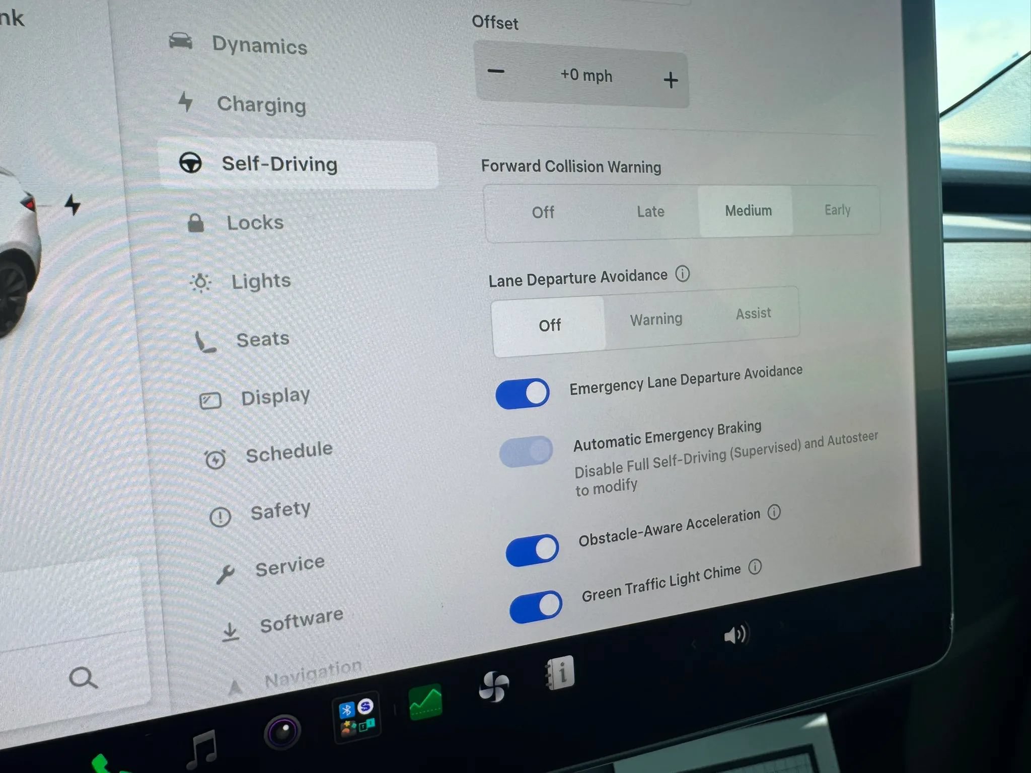 Used 2021 Tesla Model Y Long Range AWD/4WD image 15