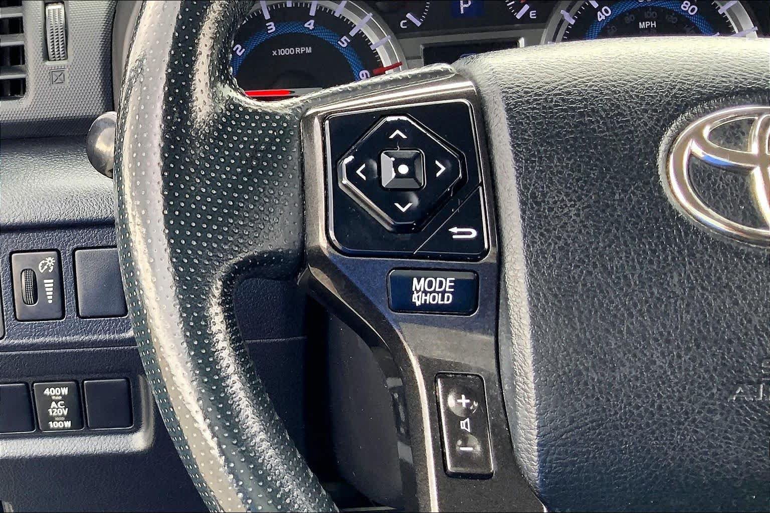 Used 2019 Toyota 4Runner TRD Off-Road Premium AWD/4WD image 23