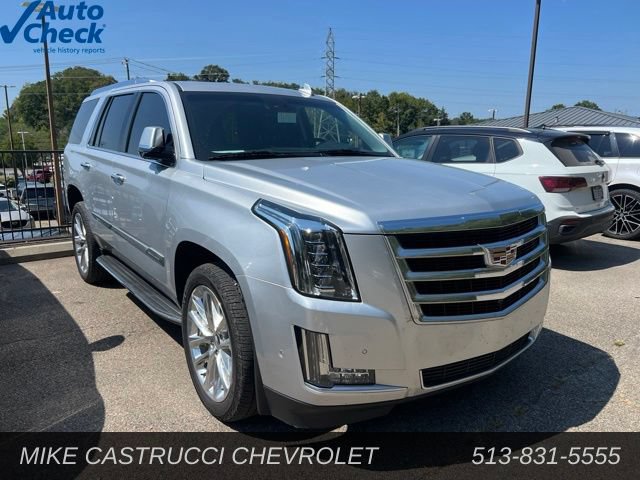 Used 2019 Cadillac Escalade Luxury AWD/4WD image 2