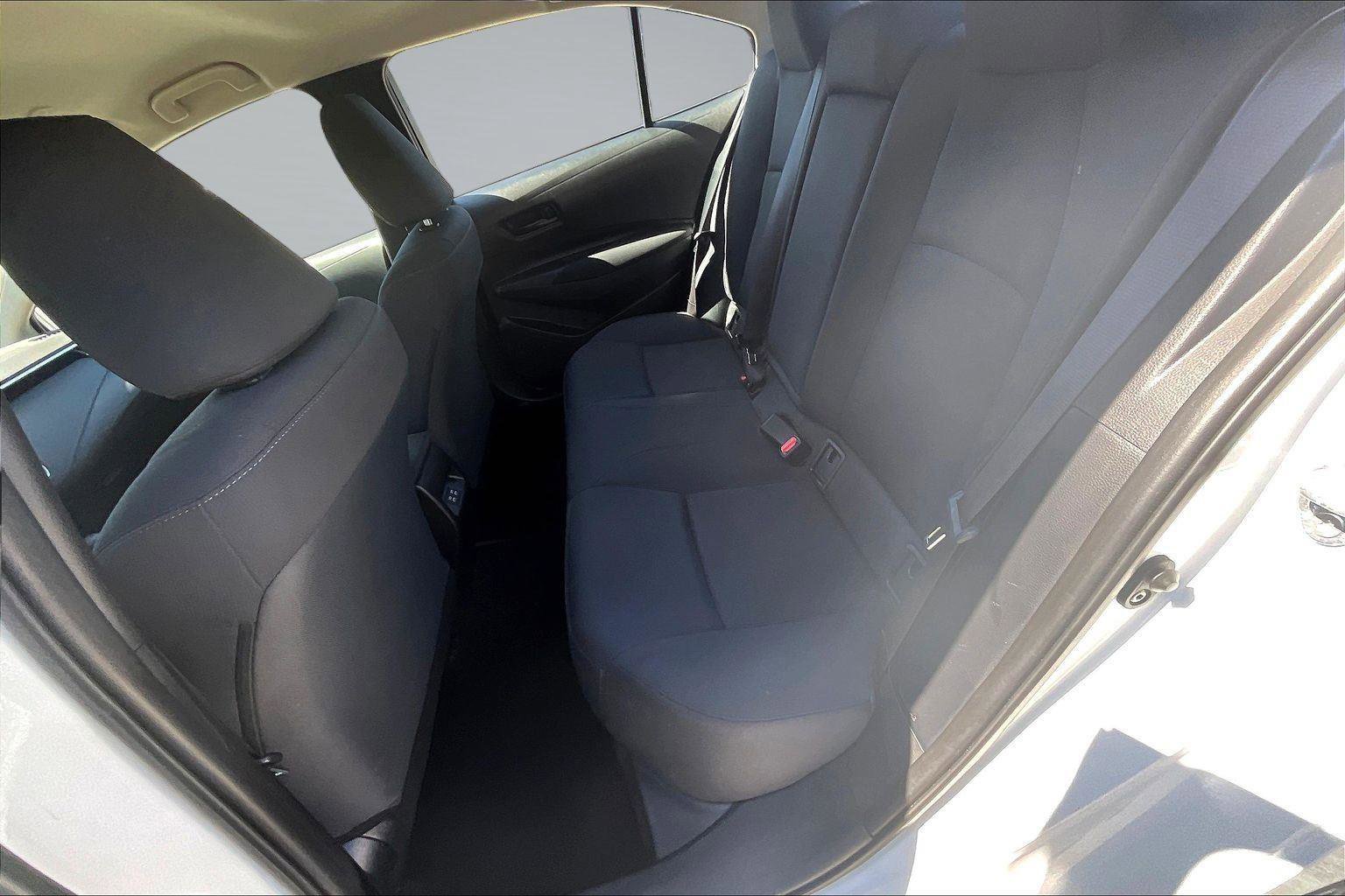 Used 2024 Toyota Corolla LE FWD image 26