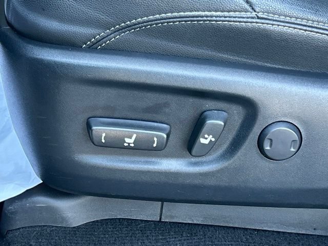 Used 2019 Toyota 4Runner SR5 Premium AWD/4WD image 17