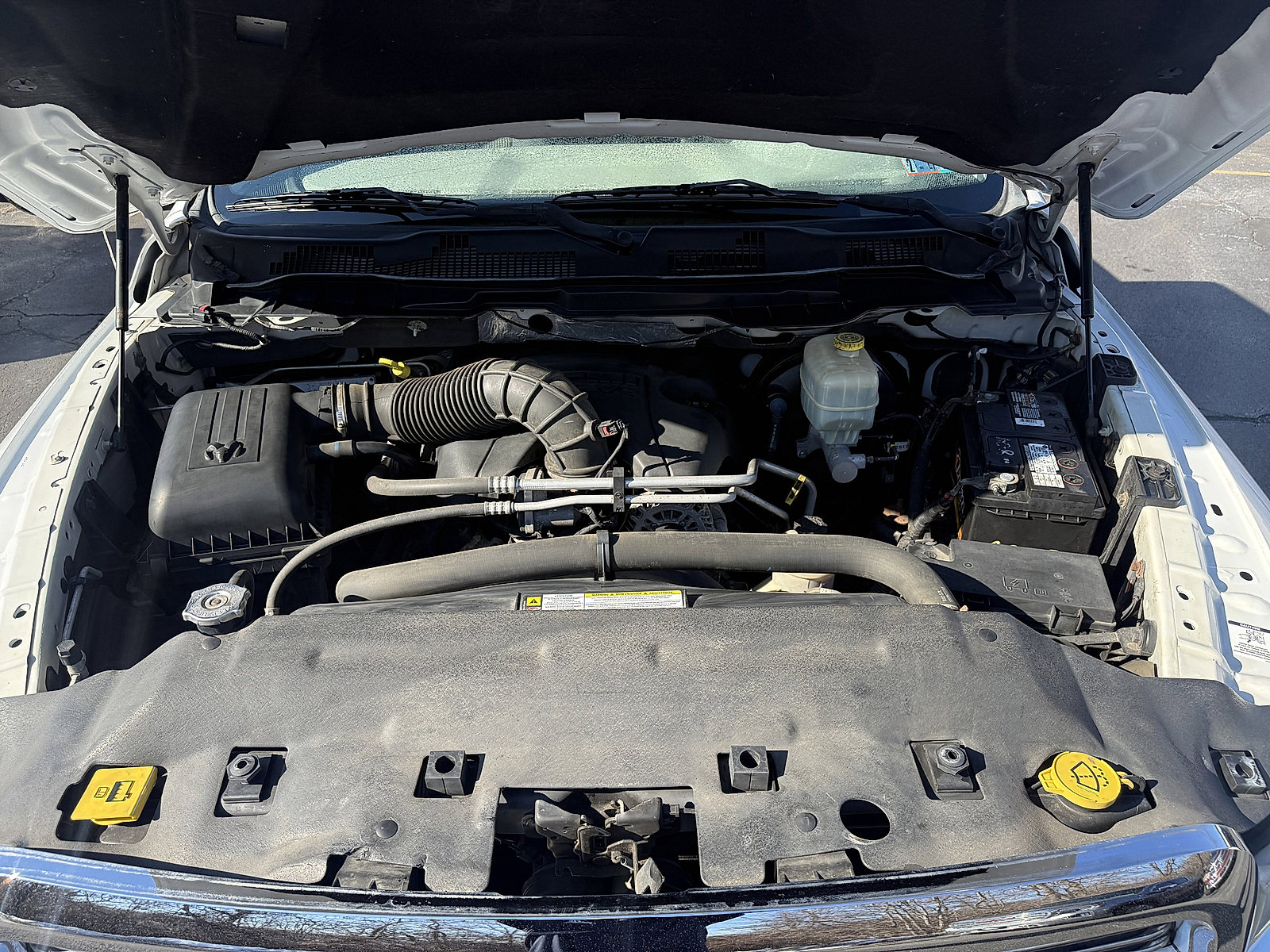 Used 2012 RAM 2500 ST w/ Chrome Appearance Group image 7