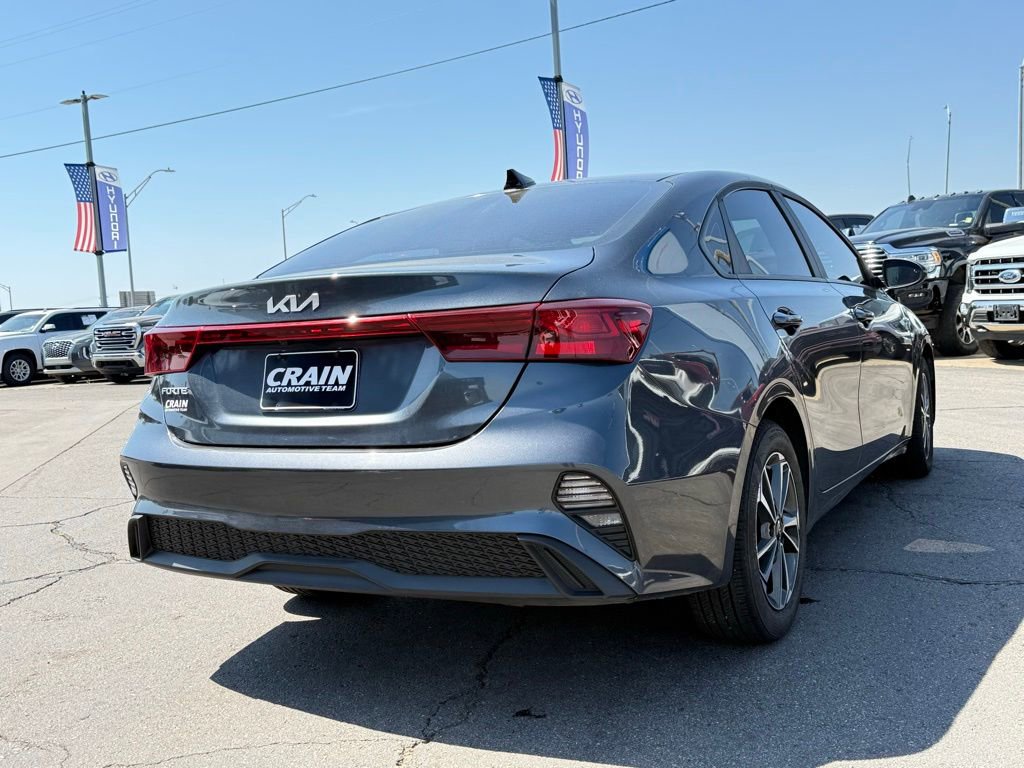 Used 2024 Kia Forte LXS w/ LXS Technology Package FWD image 7