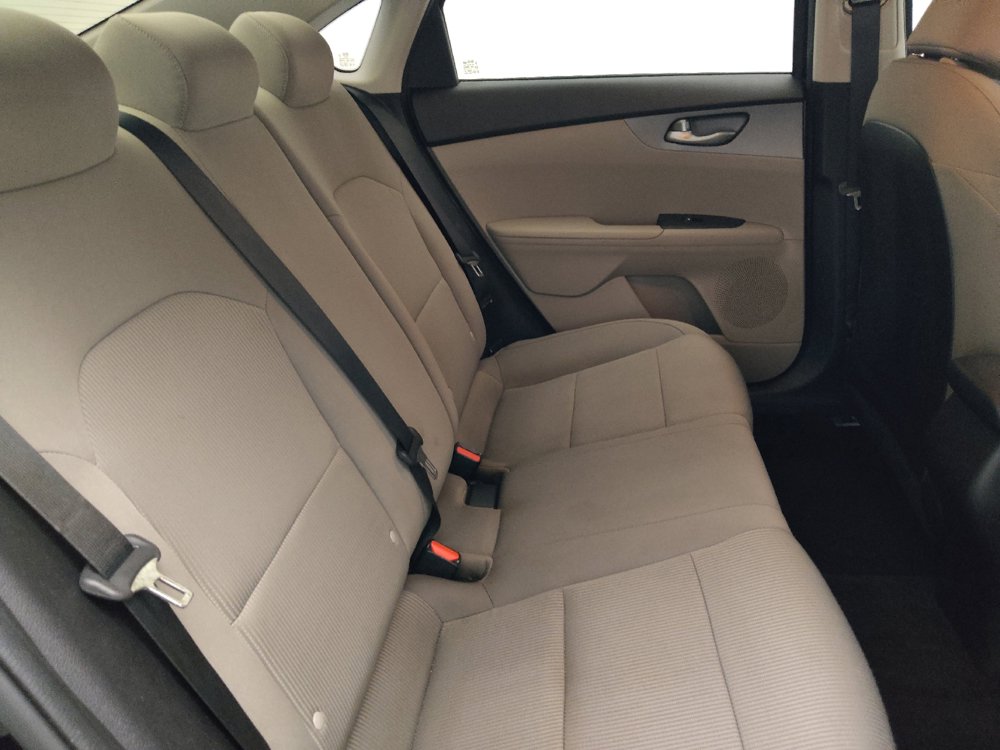 Used 2019 Kia Forte LXS FWD image 19