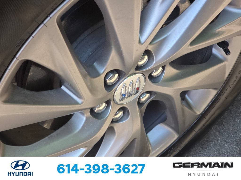 Used 2026 Buick Enclave Preferred w/ Power Package AWD/4WD image 13