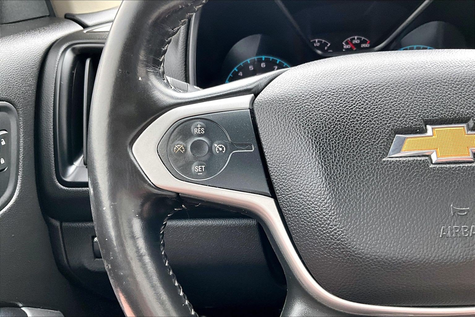 Used 2016 Chevrolet Colorado LT w/ LT Convenience Package RWD image 18