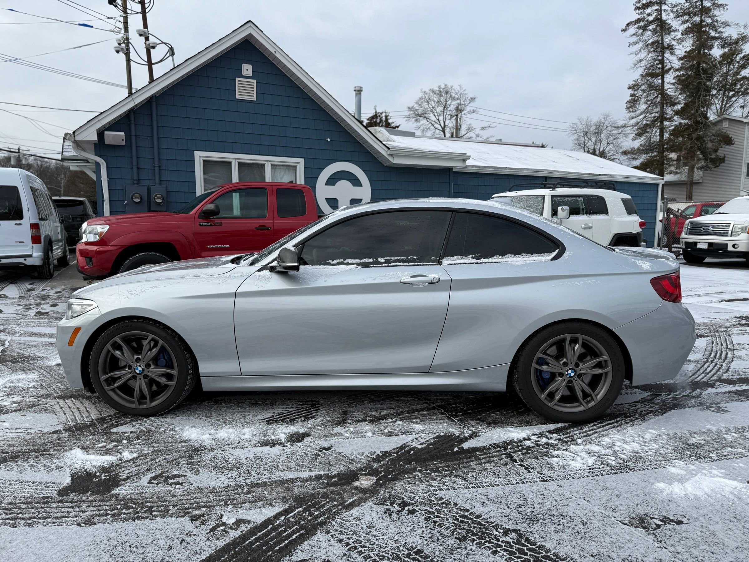 Used 2017 BMW M240i Coupe image 8