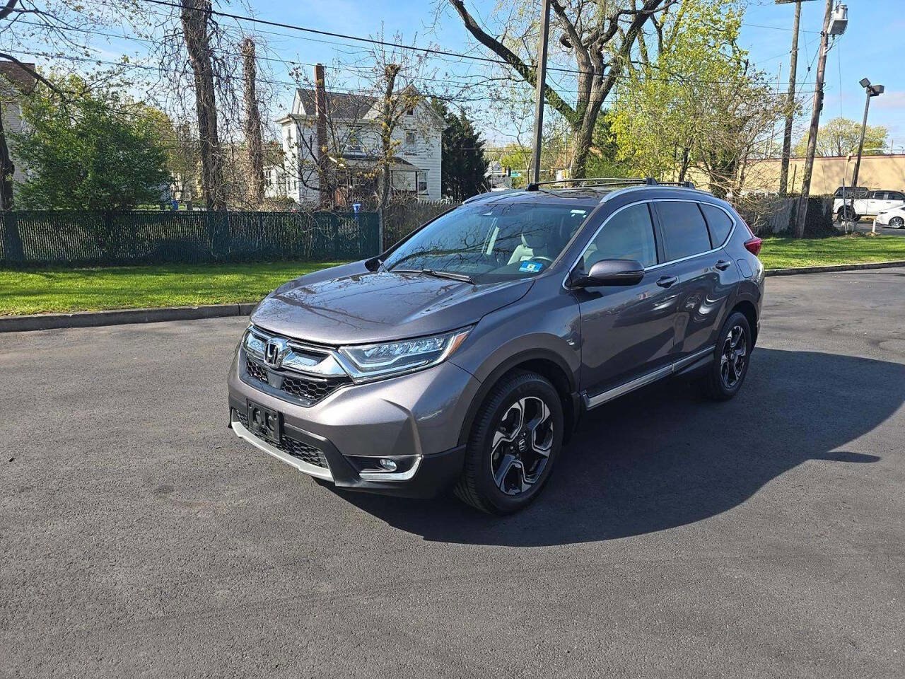 Used 2018 Honda CR-V Touring image 1