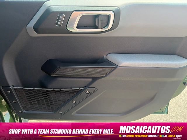 Used 2024 Ford Bronco Everglades AWD/4WD image 9