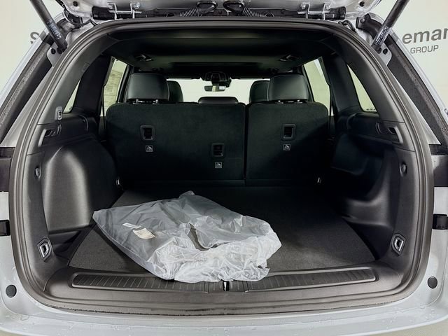 New 2025 Jeep Grand Cherokee Altitude image 25