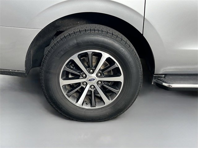 Used 2021 Ford Expedition Max XLT image 38