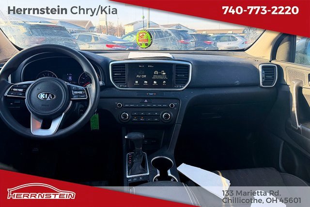 Used 2022 Kia Sportage LX image 7