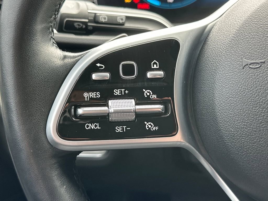 Certified 2022 Mercedes-Benz GLE 350 4MATIC w/ 3rd Row Seat Package image 21