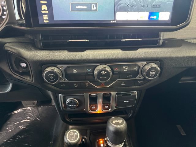 New 2026 Jeep Wrangler Sport AWD/4WD image 3