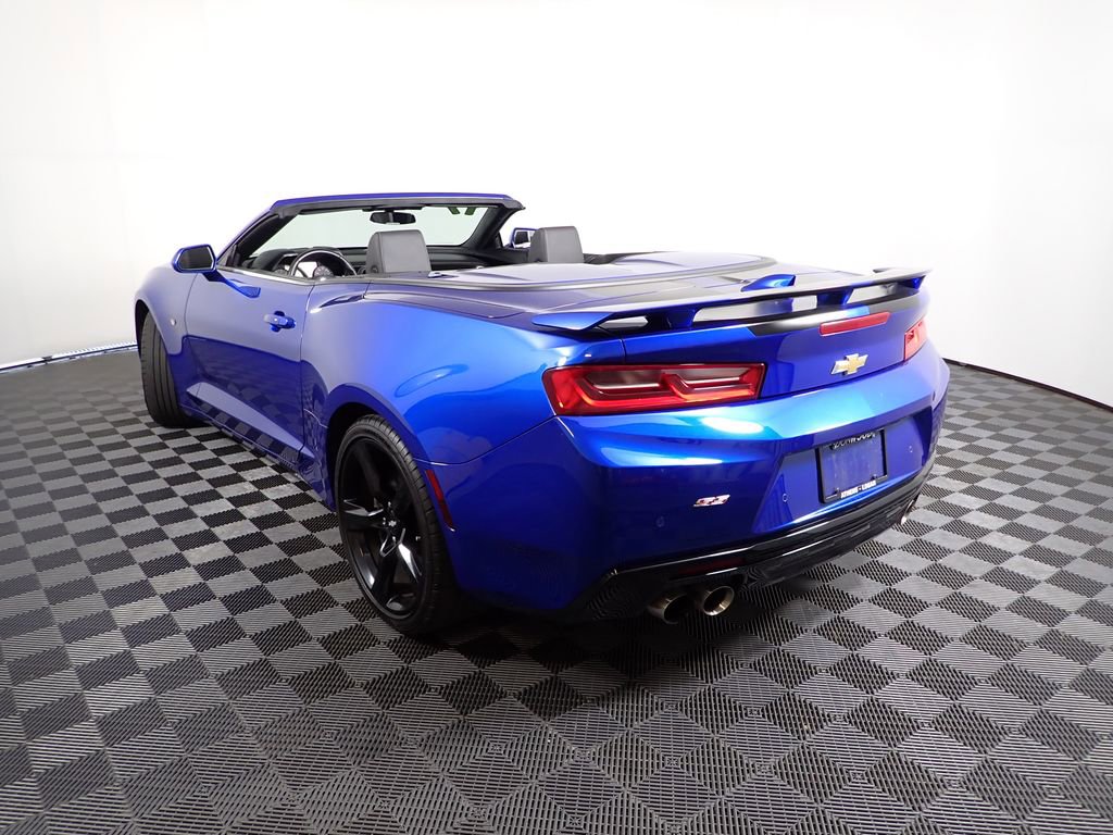 Used 2017 Chevrolet Camaro SS image 16