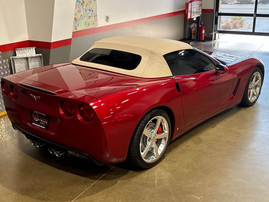 Used 2008 Chevrolet Corvette Convertible w/ Preferred Equipment Group RWD image 41