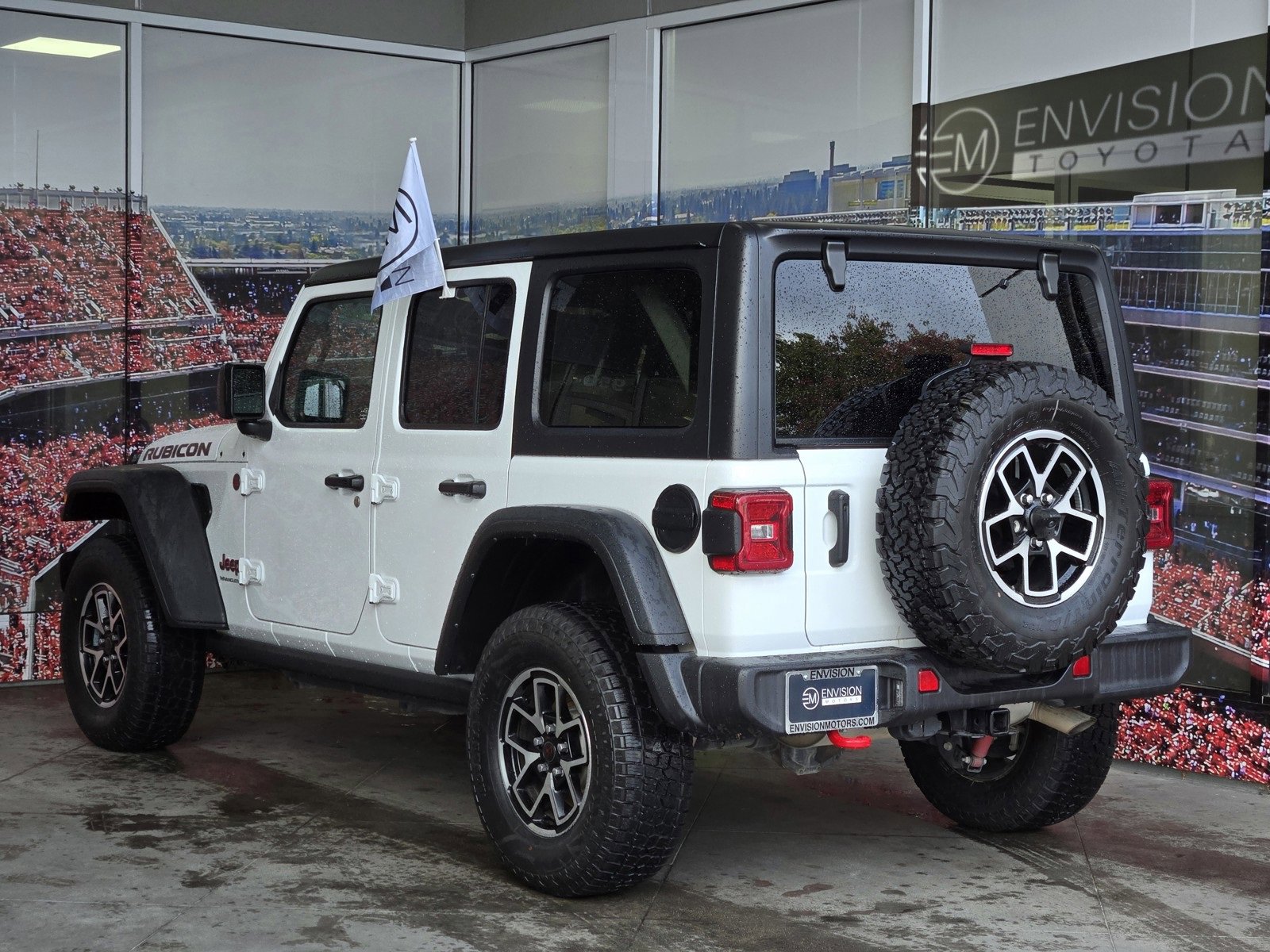 Used 2024 Jeep Wrangler Unlimited Rubicon image 6