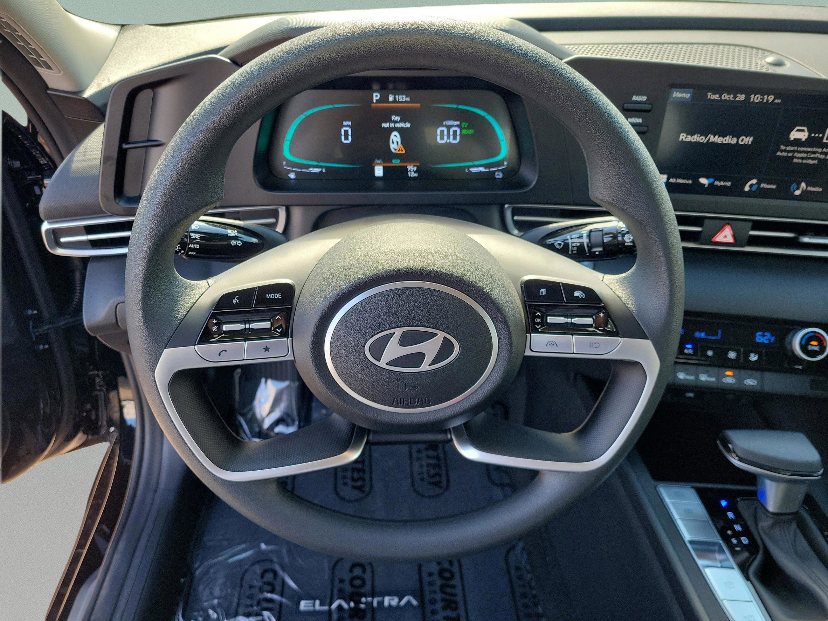 New 2026 Hyundai Elantra Blue image 17