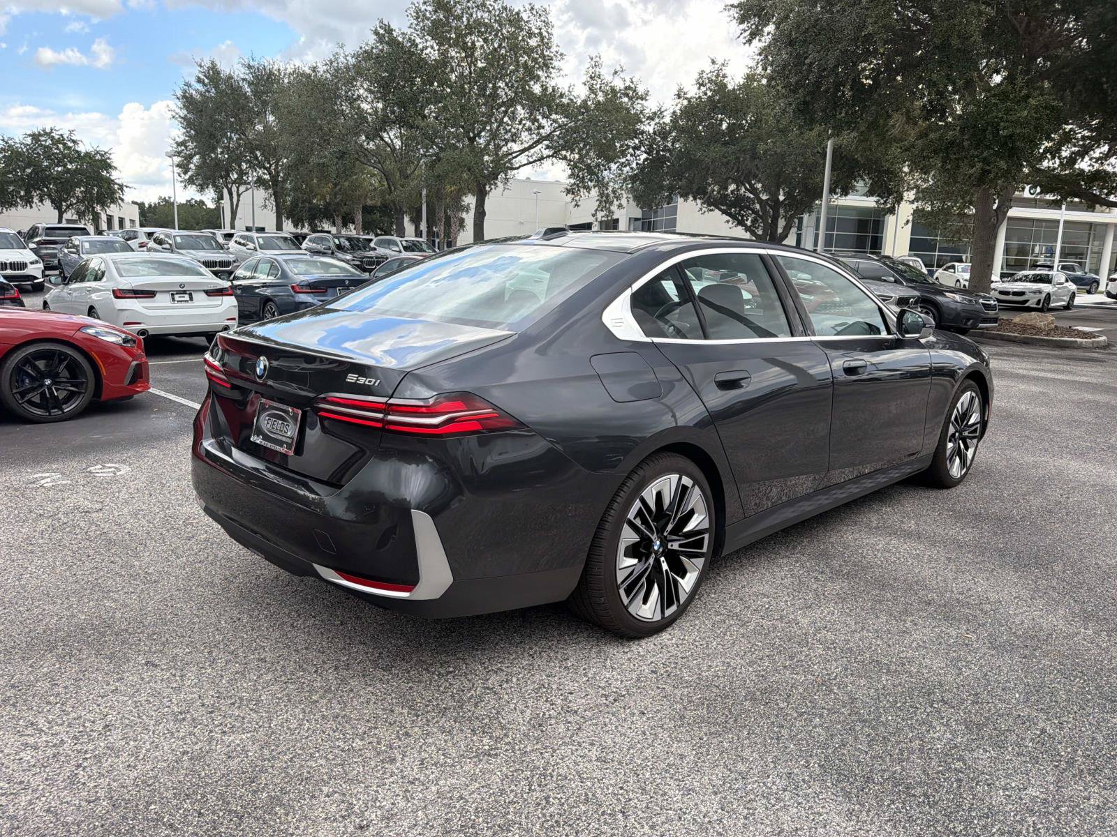 Used 2025 BMW 530i RWD image 4