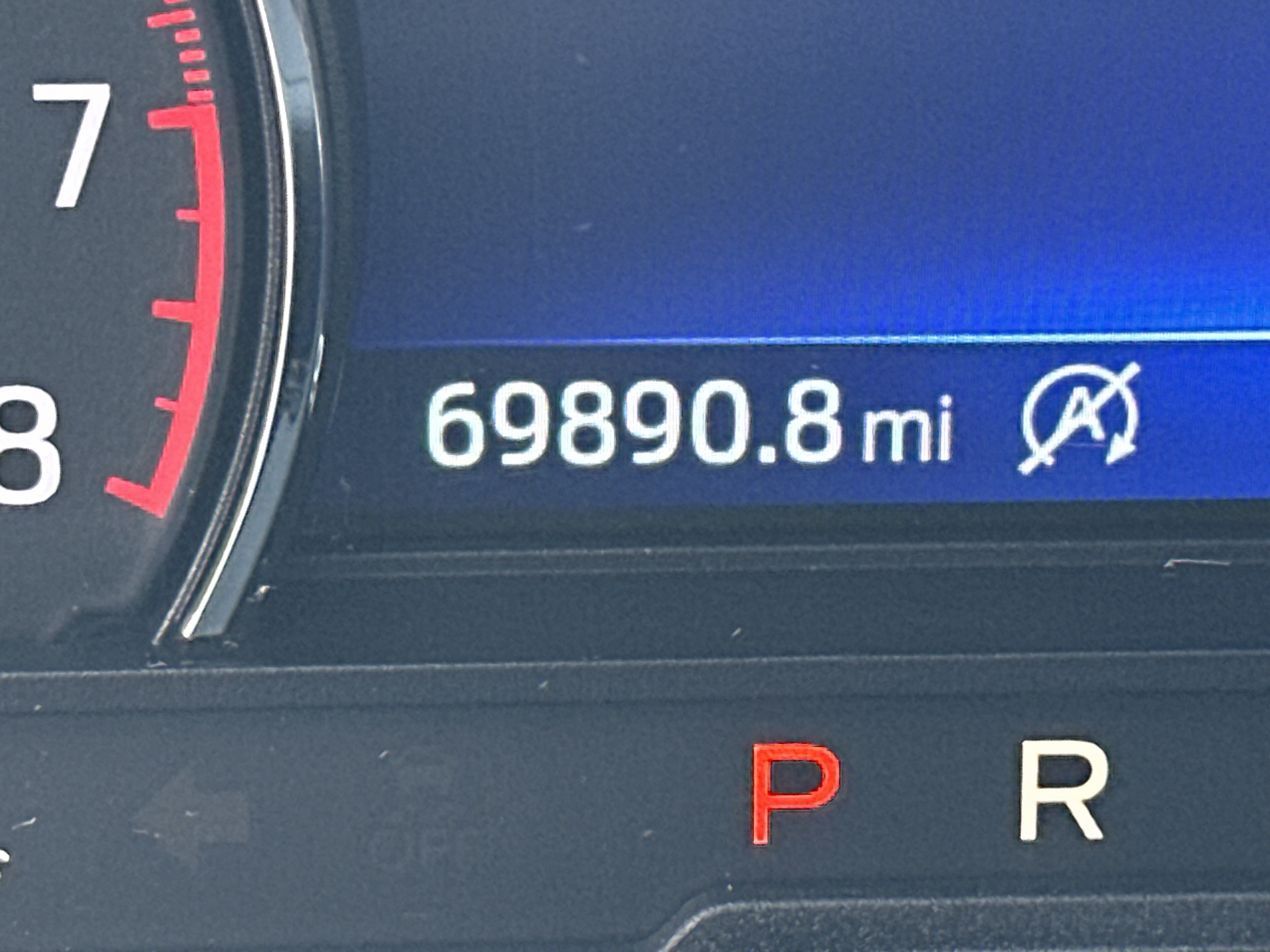 Used 2021 Ford Explorer XLT w/ Equipment Group 202A RWD image 29