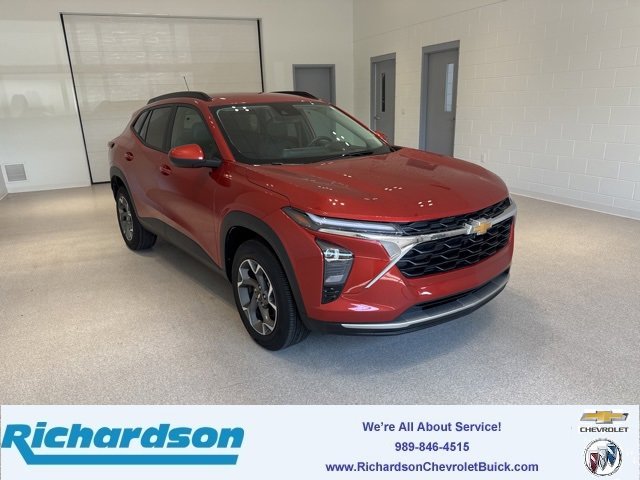 Certified 2024 Chevrolet Trax LT w/ LT Convenience Package image 1