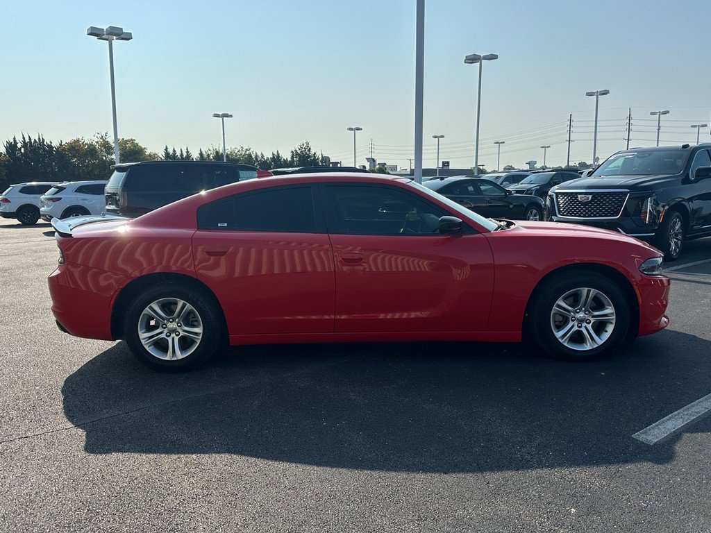 Used 2023 Dodge Charger SXT image 4