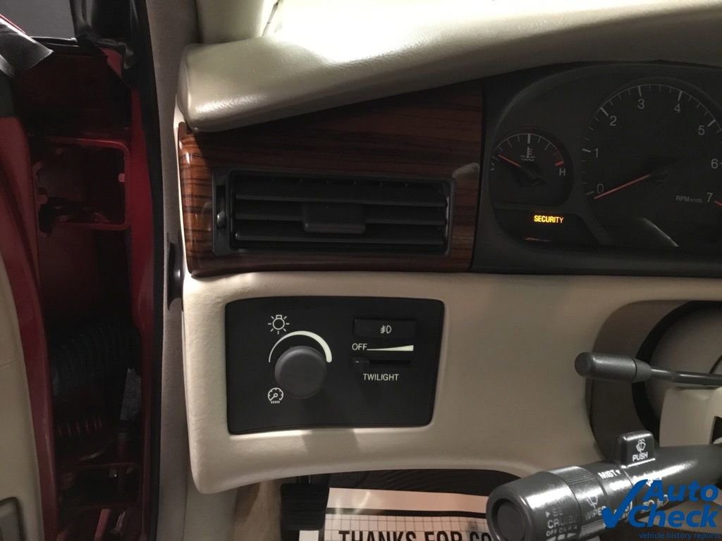 Used 1998 Cadillac Eldorado Touring w/ Safety/Security Pkg FWD image 21