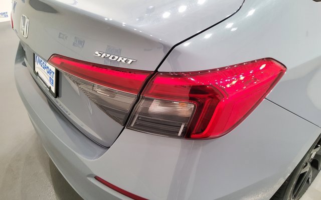 Used 2022 Honda Civic Sport image 11