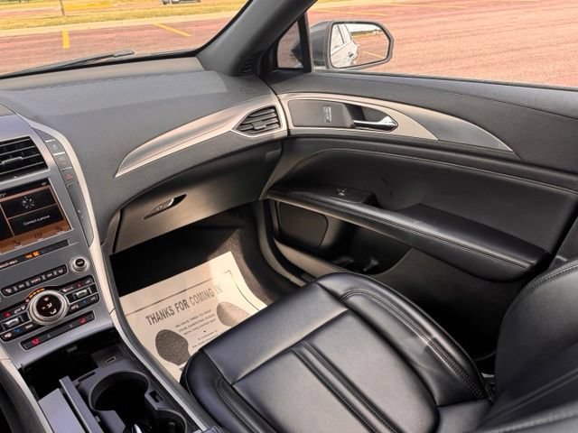 Used 2019 Lincoln MKZ Premiere AWD/4WD image 17