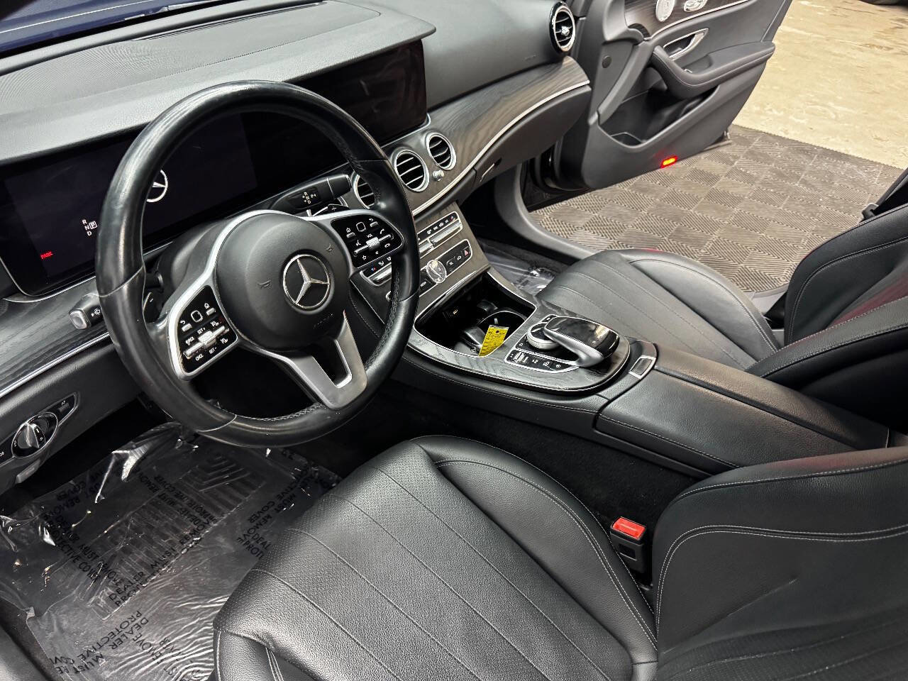 Used 2020 Mercedes-Benz E 350 Sedan image 31