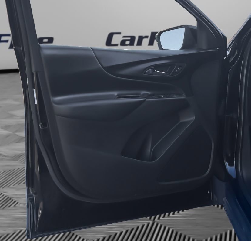 Used 2019 Chevrolet Equinox LT image 14