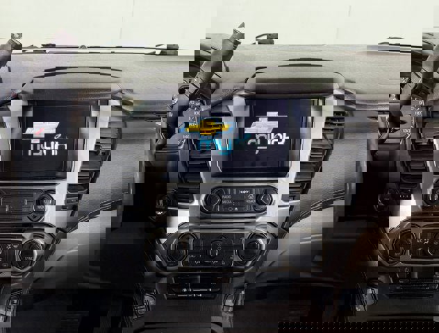 Used 2015 Chevrolet Suburban LTZ w/ Max Trailering Package image 13