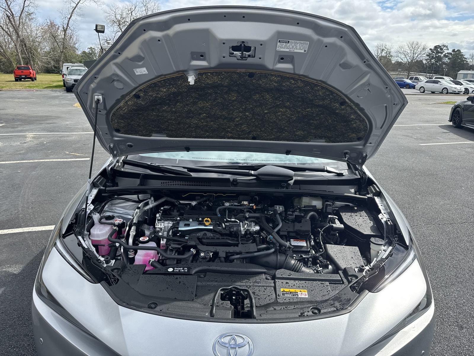 New 2024 Toyota Prius XLE FWD image 38