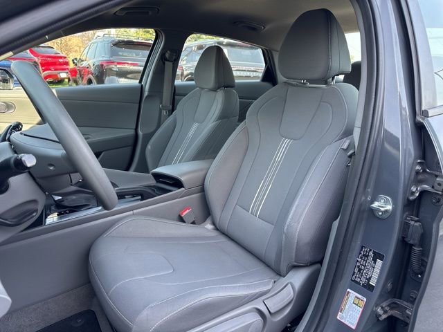 Used 2024 Hyundai Elantra SEL image 8