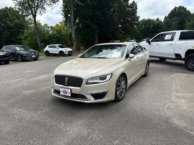 Used 2018 Lincoln MKZ Select w/ Technology Package AWD/4WD image 5
