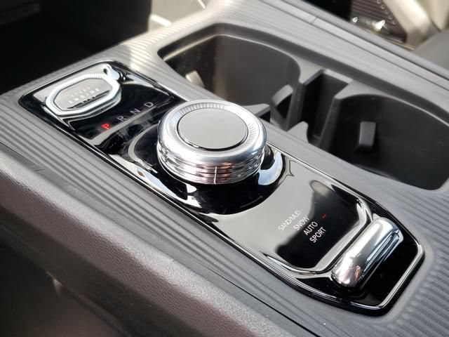 New 2026 Jeep Cherokee Limited AWD/4WD image 11