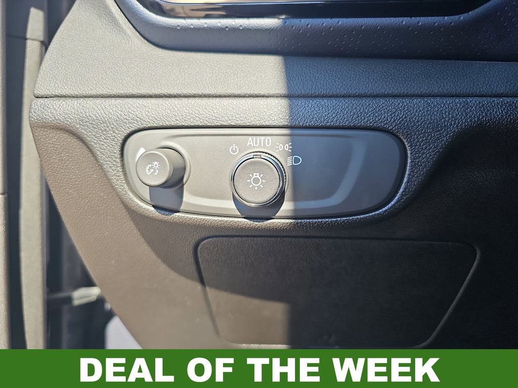 Used 2023 Chevrolet Bolt EUV Premier image 25