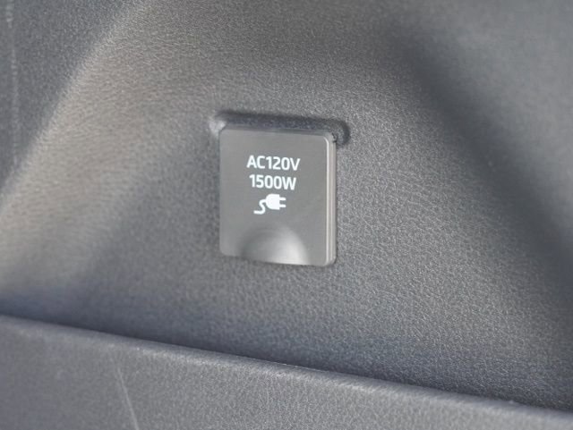 Certified 2026 Toyota Sienna XSE image 54