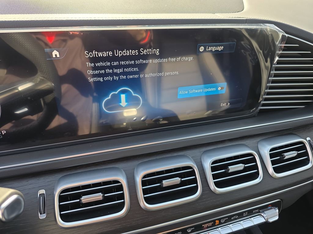 New 2026 Mercedes-Benz GLS 450 4MATIC image 14