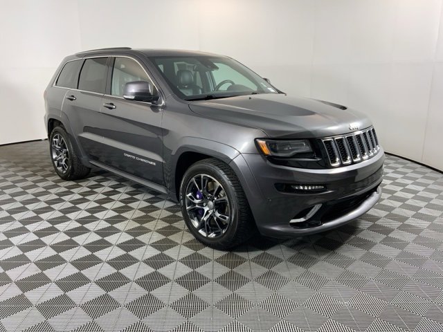 Used 2015 Jeep Grand Cherokee SRT w/ Luxury Group II image 3