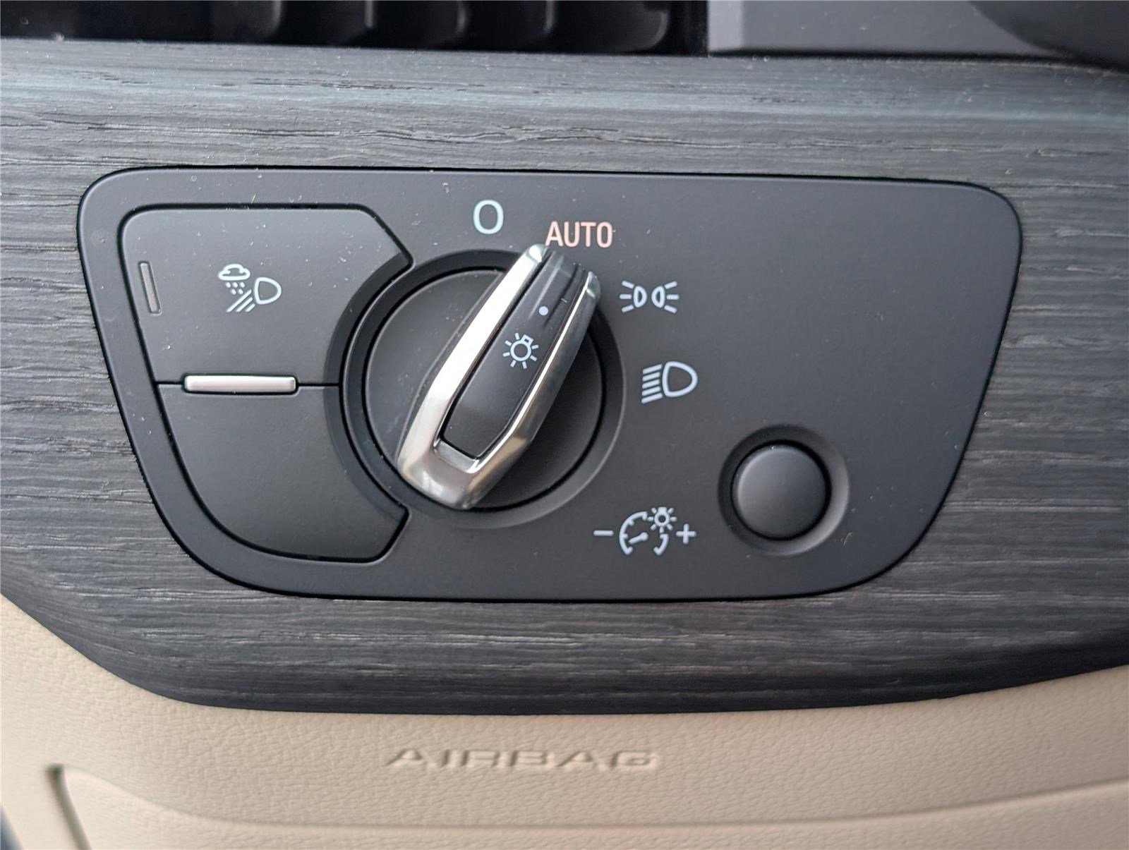 Used 2024 Audi A4 2.0T Premium Plus image 23