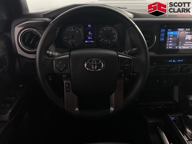 Used 2017 Toyota Tacoma TRD Sport w/ Premium & Technology Package AWD/4WD image 19