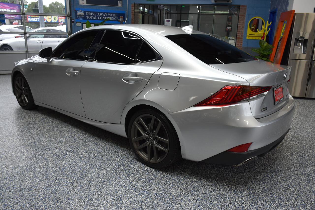 Used 2019 Lexus IS 300 F Sport AWD/4WD image 8