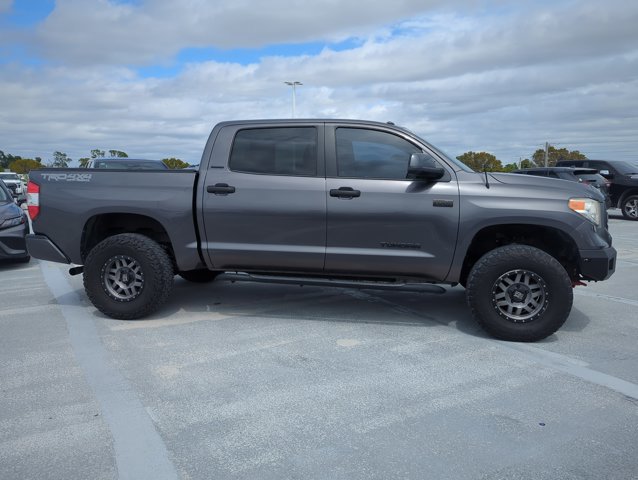 Used 2017 Toyota Tundra Limited w/ Limited Premium Package video 4