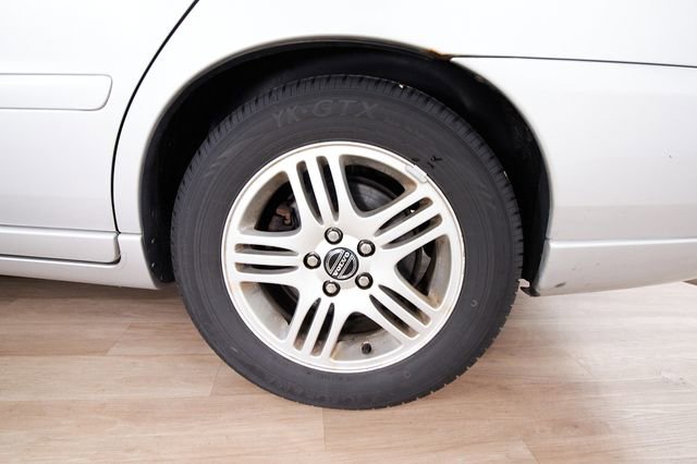 Used 2005 Volvo S60 2.4 FWD image 46
