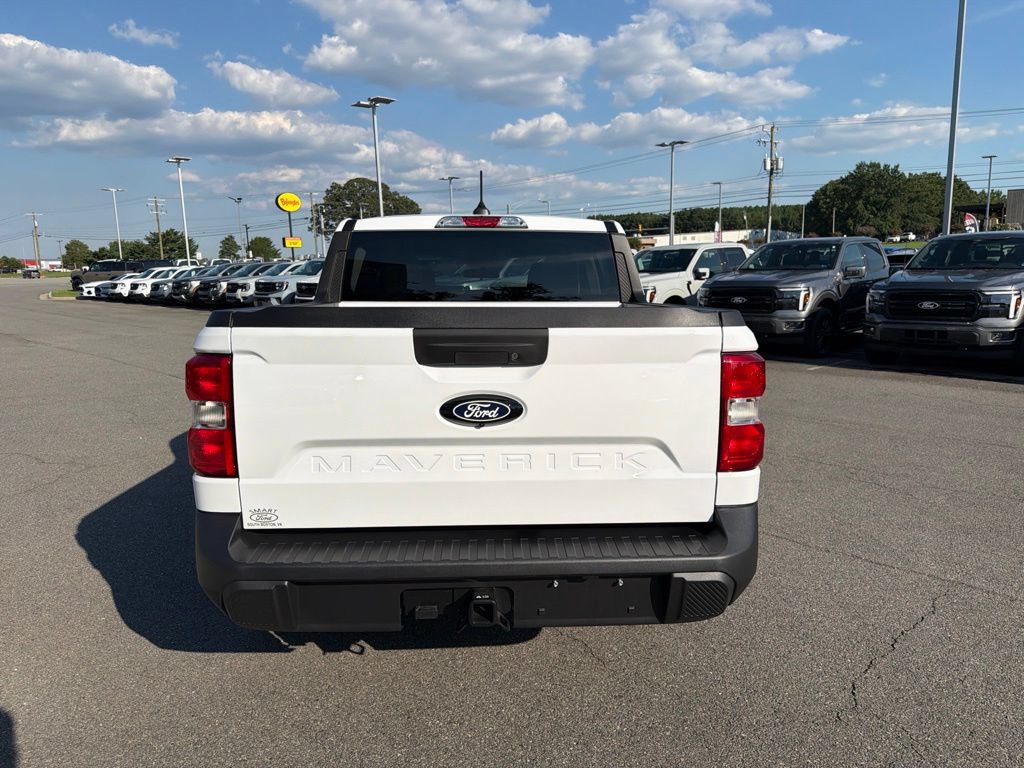 New 2026 Ford Maverick XLT w/ XLT Luxury Package FWD image 4