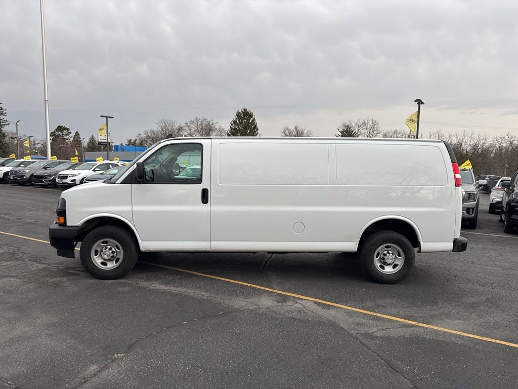 Used 2023 Chevrolet Express 2500 Extended w/ Driver Convenience Package image 7